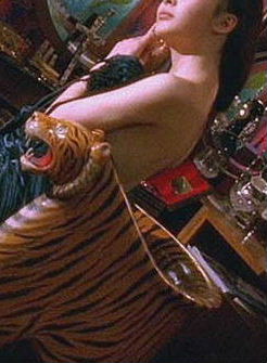 �Һ�Ư��Ů�̾��ĵ��������